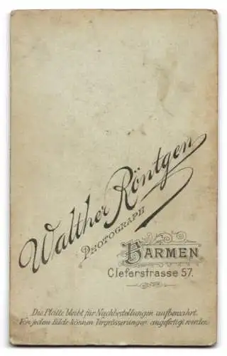 Fotografie Walther Röntgen, Barmen, Cleferstr. 57, Kind mit Strohhut