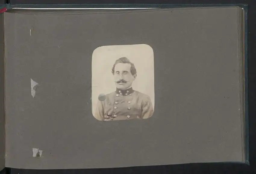 Fotoalbum mit 28 Fotografien auf Salzpapier und 2 Handzeichnungen, 1861, K.u.K. Soldaten Fotografiert von Oblt. Rossetti 17