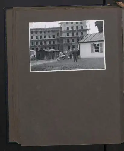 Fotoalbum mit 72 Fotografien, Ansicht Koblenz, Bau des Ledigenheim für das Alliierte Sicherheitsamt 1950, Bault. Sälzer