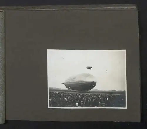 Fotoalbum mit 70 Fotografien, LZ 127 Graf Zeppelin in Berlin Tempelhof 1931, Trauerzug für Franz Lenk & Paul Anlauf