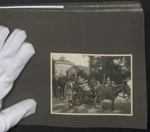 Fotoalbum mit 70 Fotografien, LZ 127 Graf Zeppelin in Berlin Tempelhof 1931, Trauerzug für Franz Lenk & Paul Anlauf