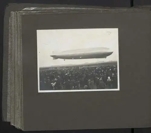 Fotoalbum mit 70 Fotografien, LZ 127 Graf Zeppelin in Berlin Tempelhof 1931, Trauerzug für Franz Lenk & Paul Anlauf