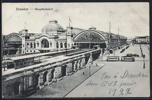 AK Dresden, Hauptbahnhof & Vorplatz mit Strassenbahn