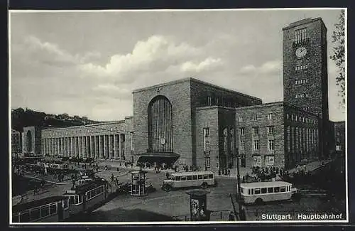 AK Stuttgart, Reges Treiben vor dem Hauptbahnhof