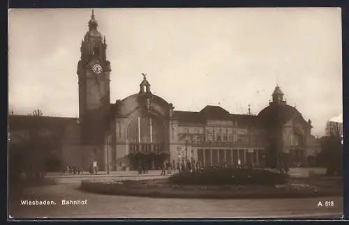 AK Wiesbaden, Blick auf den Bahnhof