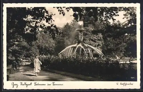 AK Graz, Stadtpark Brunnen im Sommer