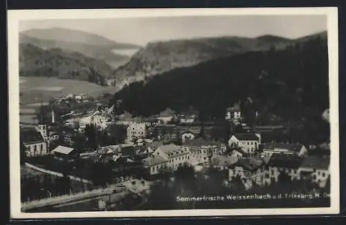 AK Weissenbach a. d. Triesting, Ortsansicht mit Blick in die Berge aus der Vogelschau