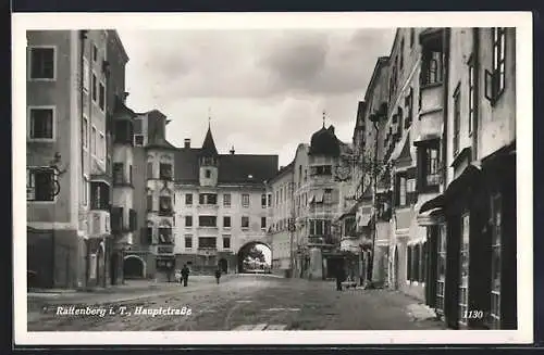 AK Rattenberg, Strassenpartie mit Passanten