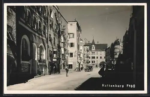 AK Rattenberg, Strassenpartie im Sonnenschein