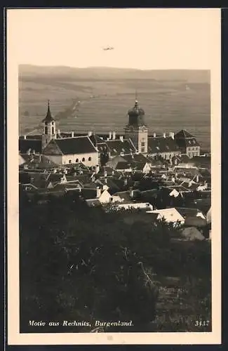 AK Rechnitz /Burgenland, Ortsansicht mit Blick ins Land