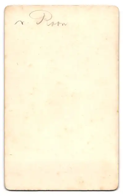 Fotografie unbekannter Fotograf und Ort, Portrait Albrecht von Roon in Uniform mit Ordenspange, preuss. Kriegsminister 1