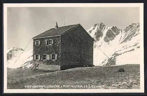 AK Oberwalderhütte, Hütte d. Sekt. Austria d. D. Ö. R. V., Ansicht vot den bergen