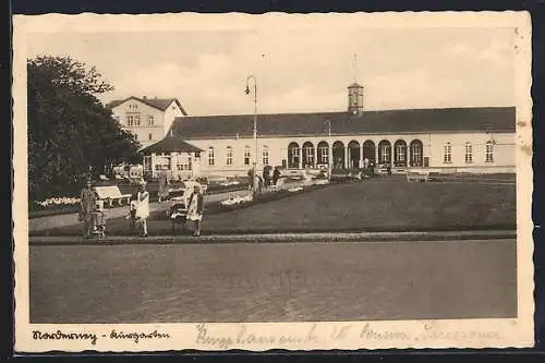 AK Norderney, Kurgarten mit Kurhaus