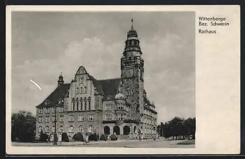 AK Wittenberge /Schwerin, Blick auf das Rathaus