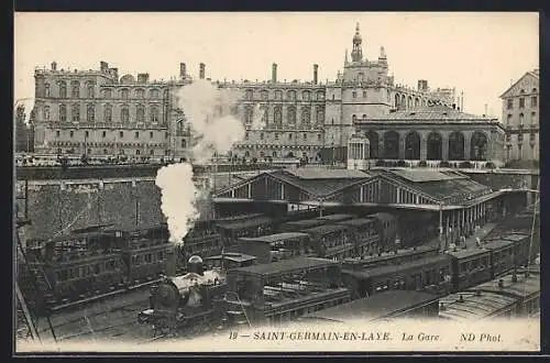 AK Saint-Germain en Laye, La Gare et le Chateau