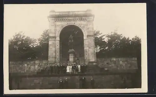 AK Edenkoben, Gruppe am Friedensdenkmal