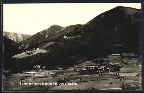 AK Dörflach b. Aflenz, Ortsansicht mit den Bergen