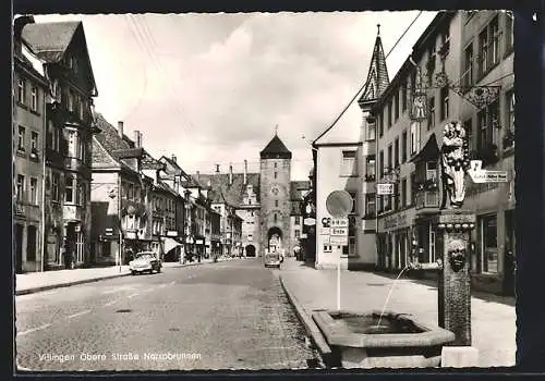 AK Villingen / Baden, obere Strasse mit Norrobrunnen und Geschäften