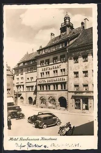 AK Konstanz, Restaurant & Hotel Barbarossa mit Strassenpartie