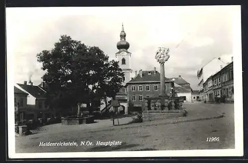 AK Heidenreichstein /N.-Oe., Hauptplatz mit Kirche