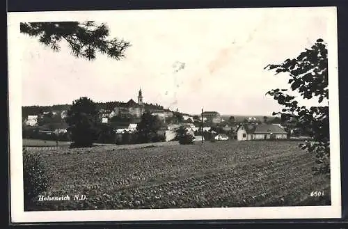 AK Hoheneich /N.-D., Ortsansicht mit Blick zur Kirche