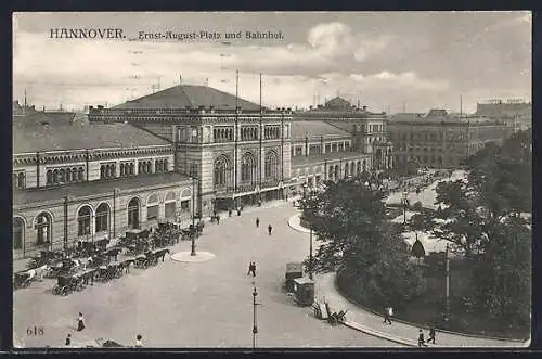 AK Hannover, Bahnhof mit Ernst August-Platz, Pferdekutschen