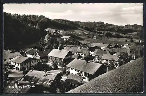 AK Eisenärzt, Dorfplatz