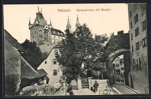 AK Meissen, Schlossbrücke mit Burgtor