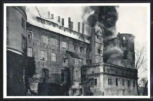 AK Stuttgart, Brandkatastrophe am alten Schloss 1931