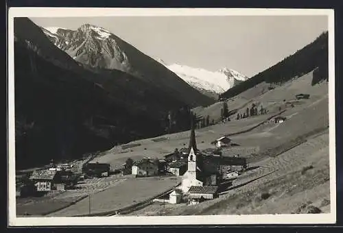 AK Tux, Lanersbach im Tuxertal, Ortsansicht mit Gebirgspanorama