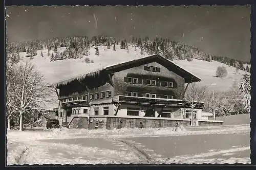 AK Jungholz, Sporthotel Adler mit Umgebung im Winter