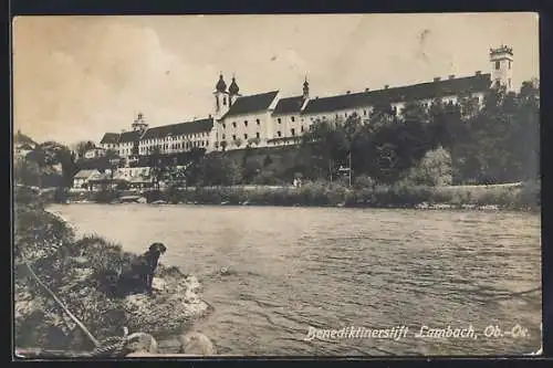 AK Bnediktinerstift Lambach /Ob.-Oe., Ansicht vom Wasser aus