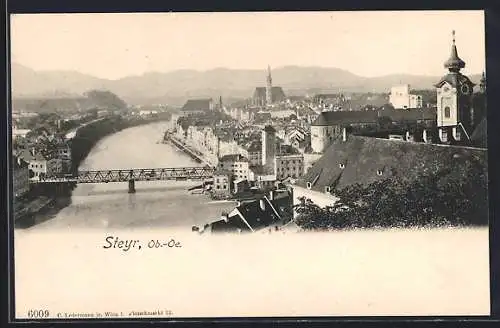 AK Steyr /Ob.-Oe., Totalansicht am Fluss