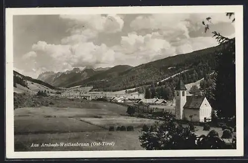 AK Arnbach-Weitlanbrunn /Ost-Tirol, Kirche in den Feldern