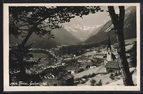 AK Trins im Gschnitztal, Ortsansicht von einem Hang aus