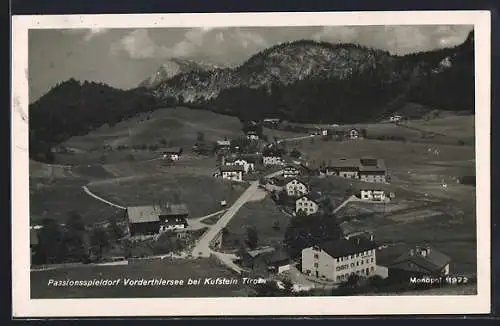 AK Vorderthiersee bei Kufstein, Gesamtansicht mit Bergpanorama aus der Vogelschau