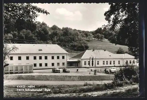 AK Schreibersdorf /Bgld., Vakö-Heim mit parkenden Autos