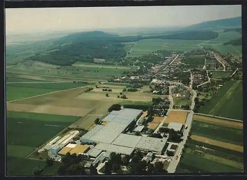 AK Edelstal /Burgenland, Ort und Gelände der Mineralwassermarke Römerquelle vom Flugzeug aus