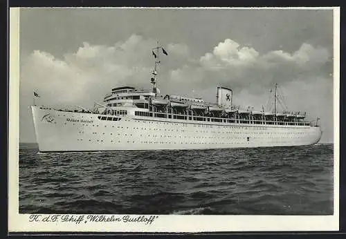 AK K.d.F. Passagierschiff Wilhelm Gustloff auf hoher See