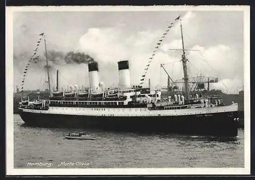 AK Hamburg, Passagierschiff Monte Olivia im Hafen