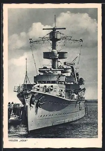 AK Kreuzer Köln im Hafen, Kriegsmarine