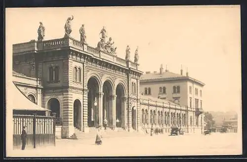 AK Wien, Westbahnhof im Sonnenschein