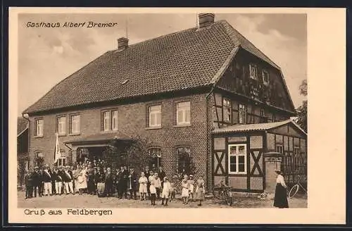 AK Feldbergen, Gasthaus Albert Bremer mit Menschen davor