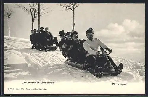 AK Une course en bobsleigh, Schlitten Wintersport