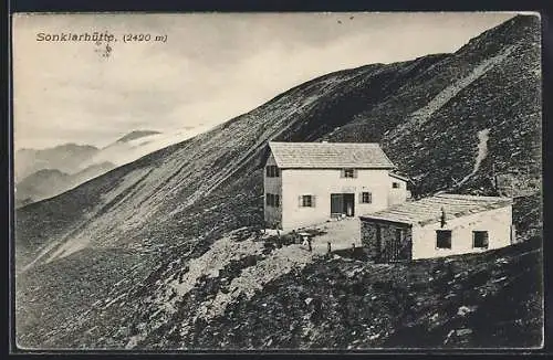 AK Sonklarhütte, Ansicht am Berghang