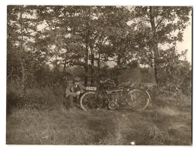 Fotografie Motorrad Zündapp, Krad mit Kennzeichen IZ-8467 0