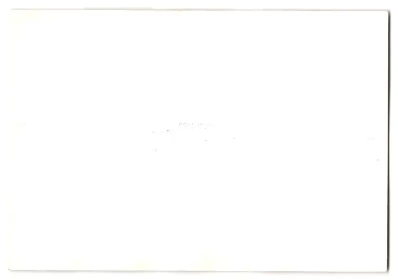 Fotografie Motorrad Piaggio Vespa, lässiger Fahrer mit Sonenbrille auf LKrad 1