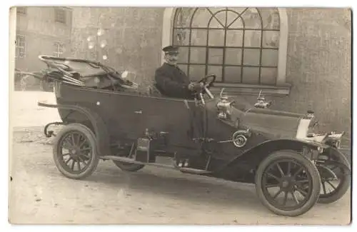 Fotografie Auto Cabrio, offenes Cabriolet mit Chauffeur