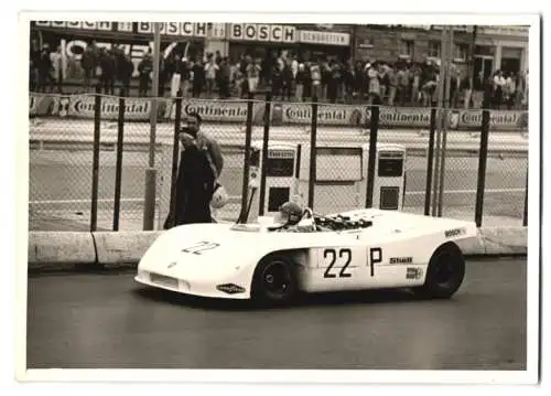 Fotografie Motorsport 1000km Rennen Nürburgring 1970, Rennwagen Porsche 908 Startnummer 22, Sieger-Auto