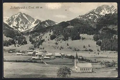 AK Schattwald i. Tirol, Ortsansicht mit Bergpanorama